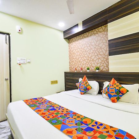 Fabhotel Galaxy Parkfabhotel Galaxy Park, Nr To Rajiv Gandhi International Airport-Hyderabad Shamshabad Esterno foto