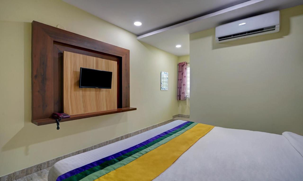 Fabhotel Galaxy Parkfabhotel Galaxy Park, Nr To Rajiv Gandhi International Airport-Hyderabad Shamshabad Esterno foto