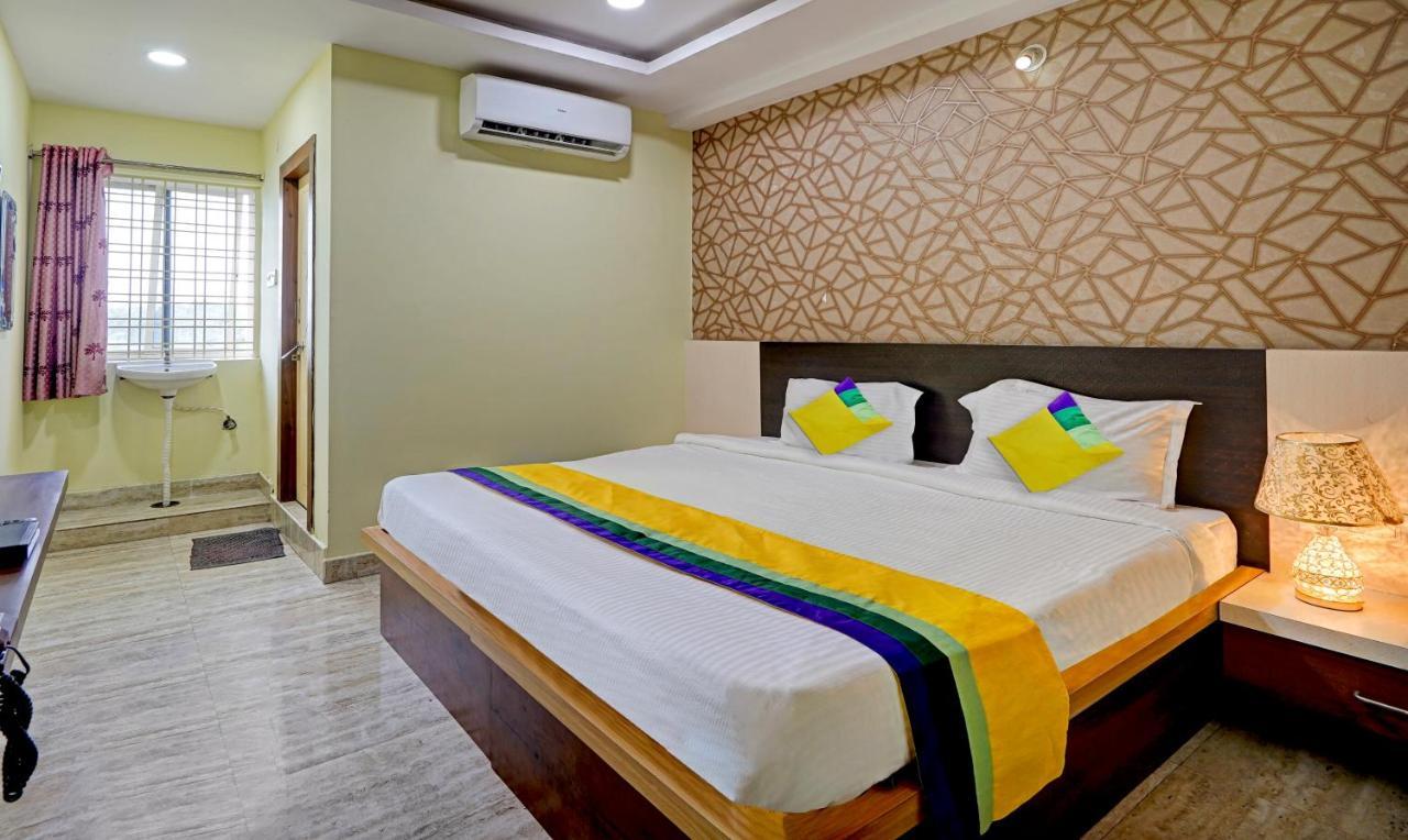 Fabhotel Galaxy Parkfabhotel Galaxy Park, Nr To Rajiv Gandhi International Airport-Hyderabad Shamshabad Esterno foto