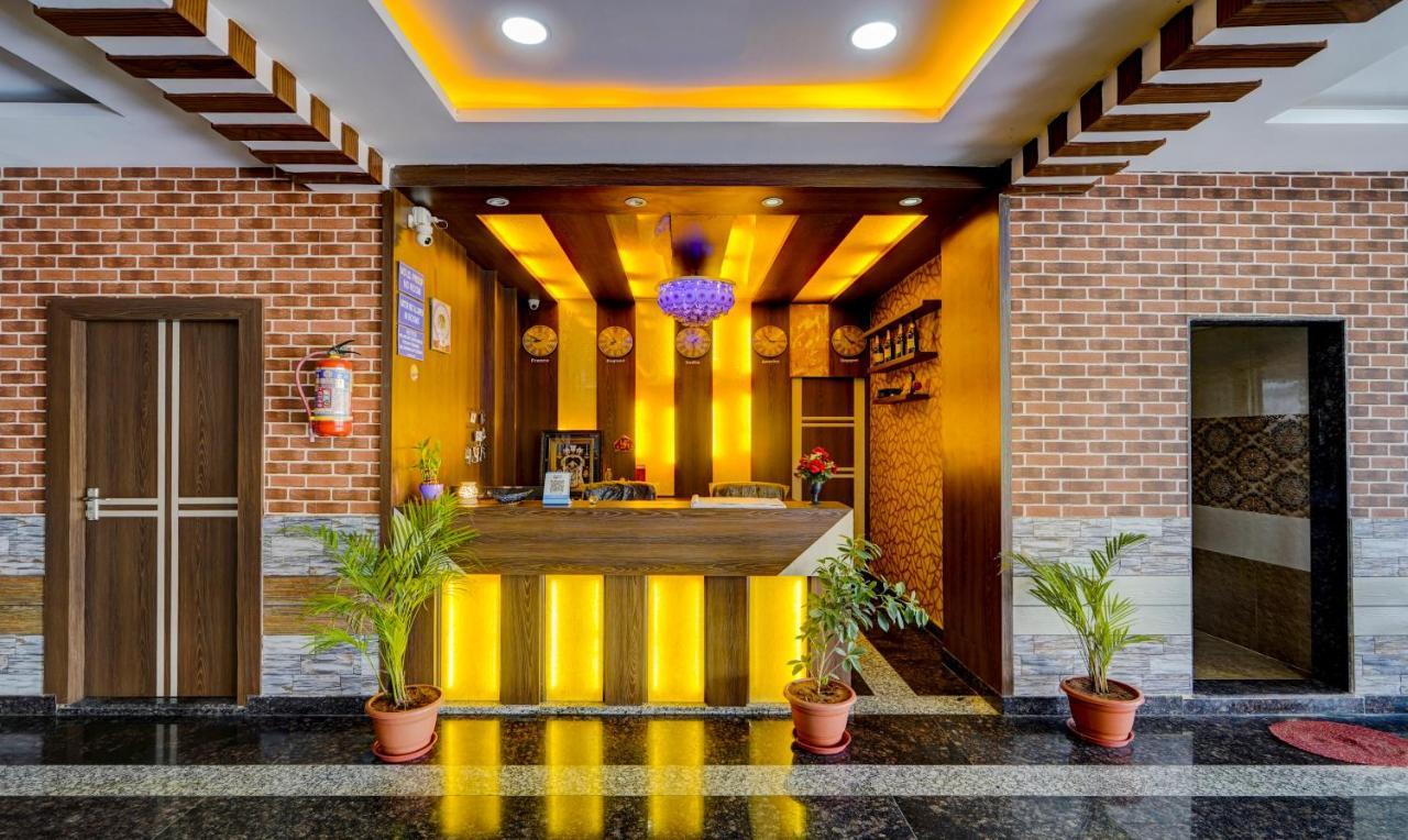 Fabhotel Galaxy Parkfabhotel Galaxy Park, Nr To Rajiv Gandhi International Airport-Hyderabad Shamshabad Esterno foto