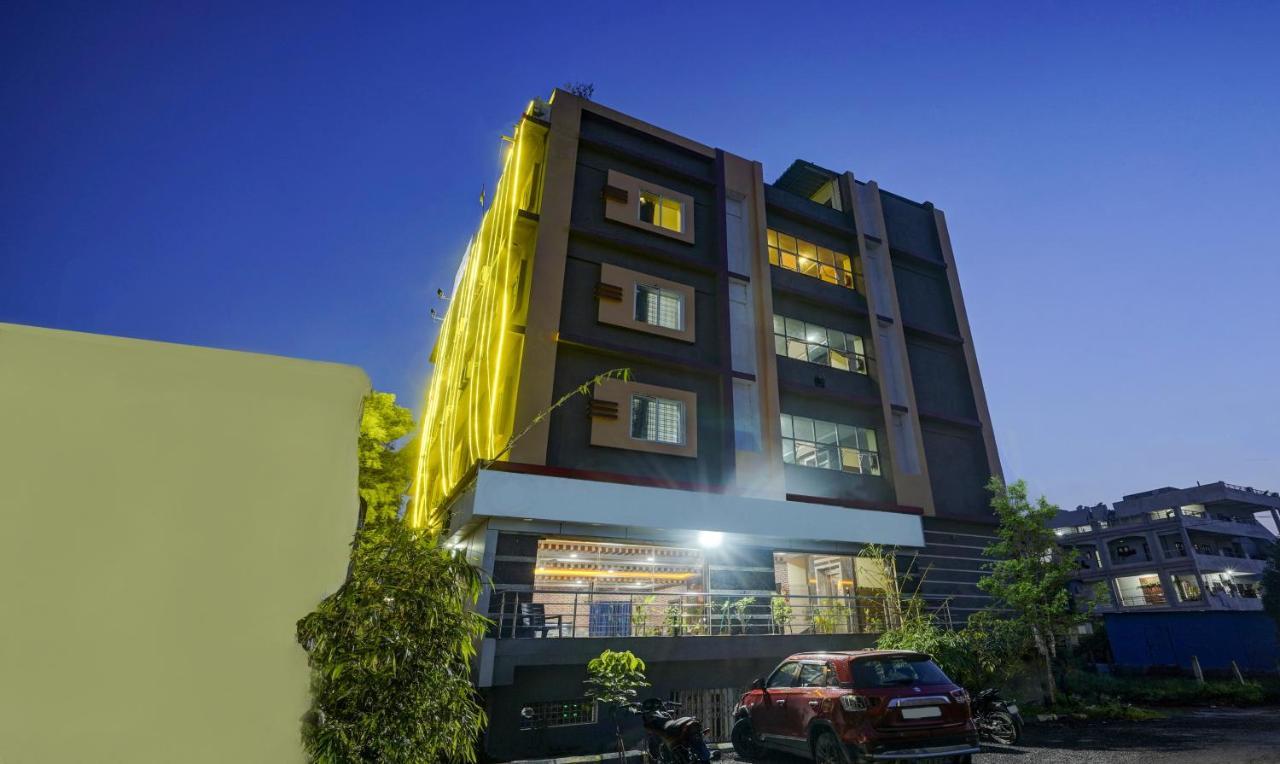 Fabhotel Galaxy Parkfabhotel Galaxy Park, Nr To Rajiv Gandhi International Airport-Hyderabad Shamshabad Esterno foto