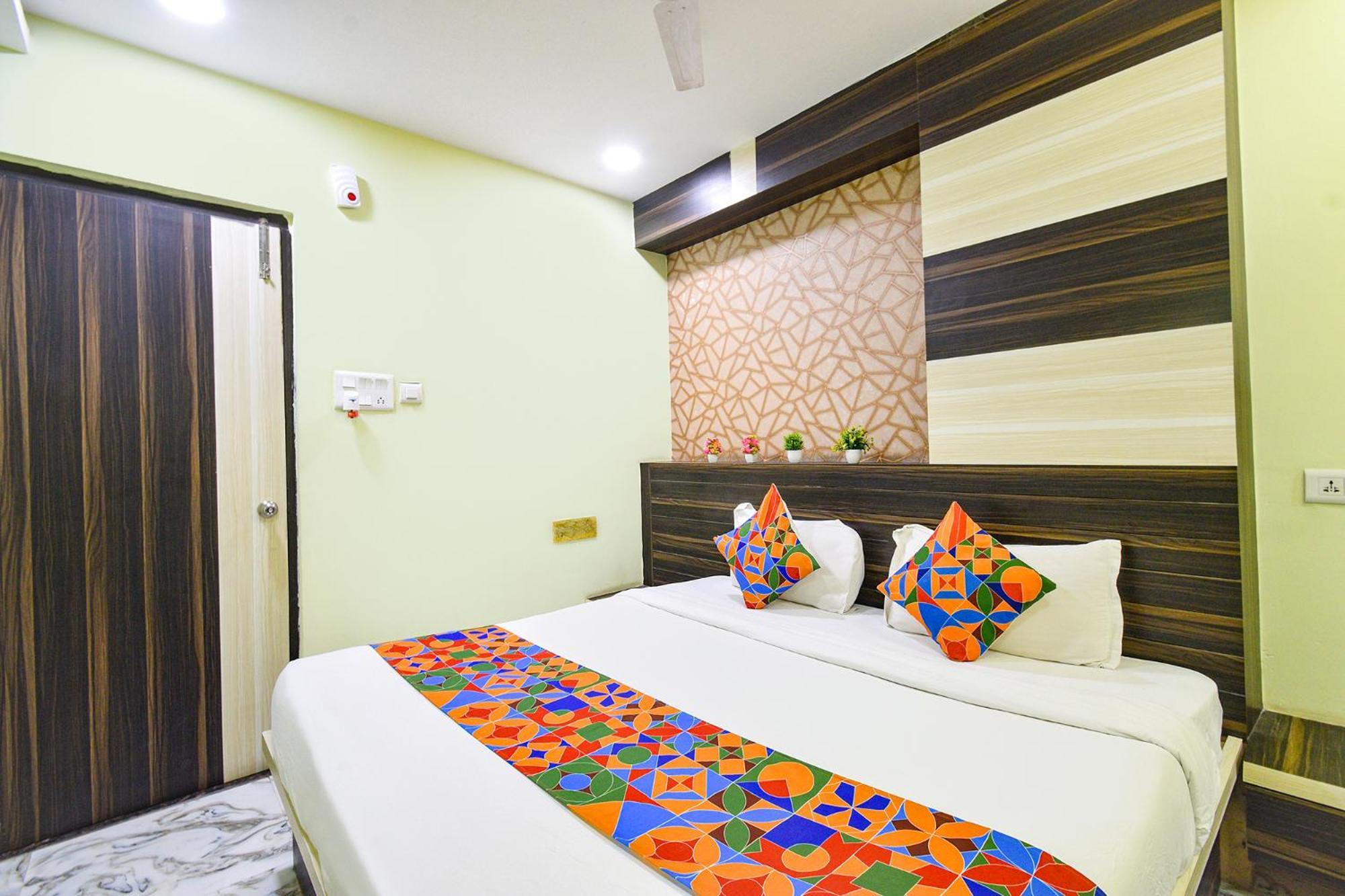 Fabhotel Galaxy Parkfabhotel Galaxy Park, Nr To Rajiv Gandhi International Airport-Hyderabad Shamshabad Esterno foto