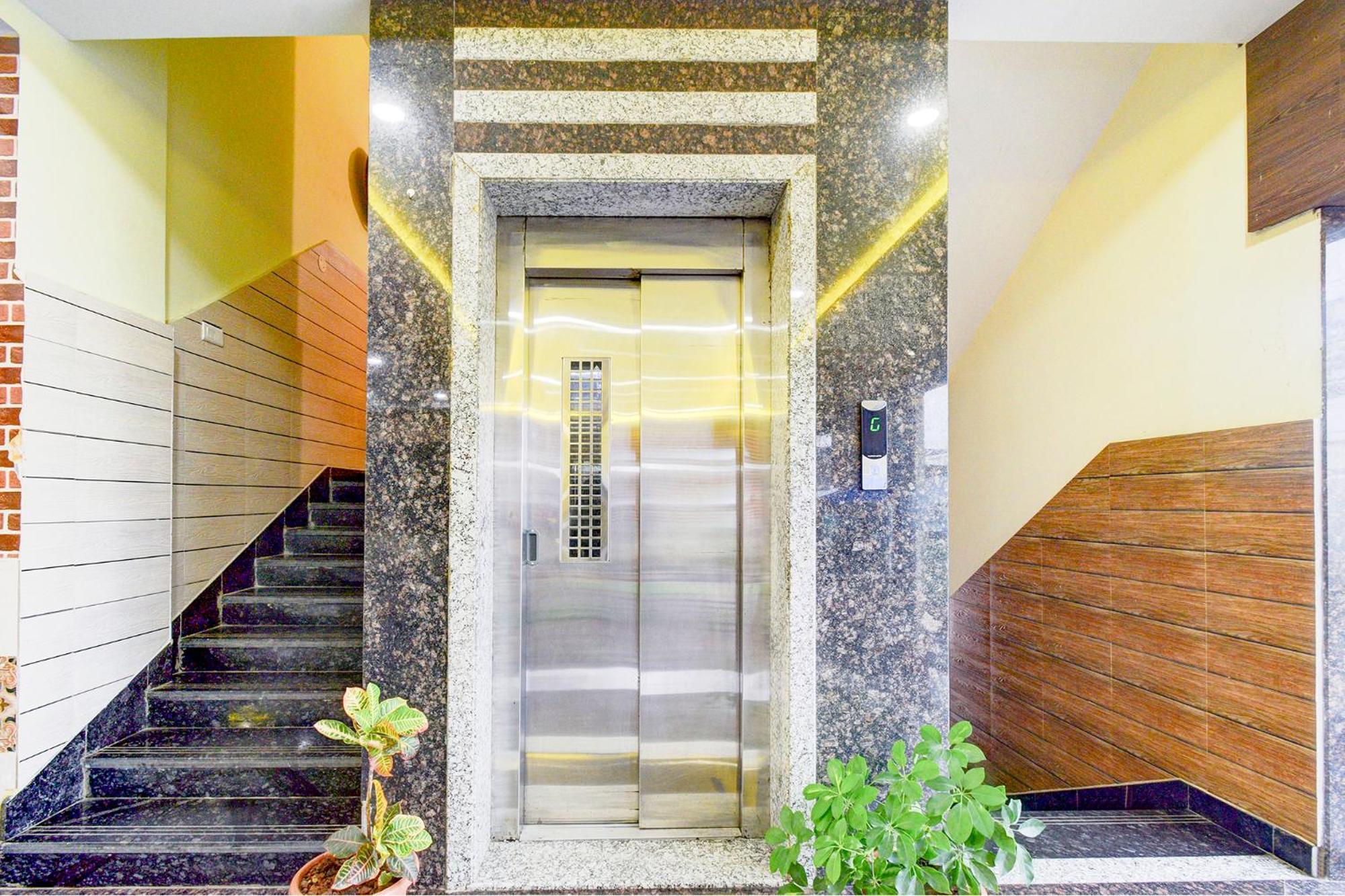 Fabhotel Galaxy Parkfabhotel Galaxy Park, Nr To Rajiv Gandhi International Airport-Hyderabad Shamshabad Esterno foto