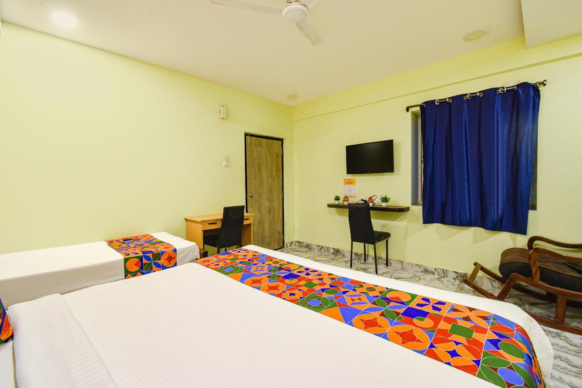 Fabhotel Galaxy Parkfabhotel Galaxy Park, Nr To Rajiv Gandhi International Airport-Hyderabad Shamshabad Esterno foto