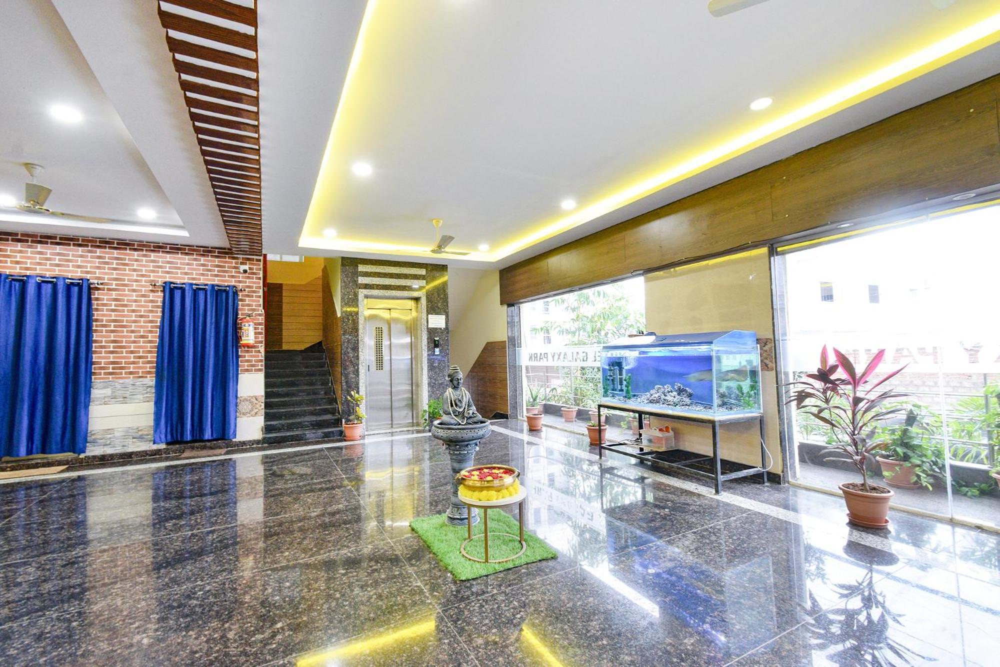 Fabhotel Galaxy Parkfabhotel Galaxy Park, Nr To Rajiv Gandhi International Airport-Hyderabad Shamshabad Esterno foto