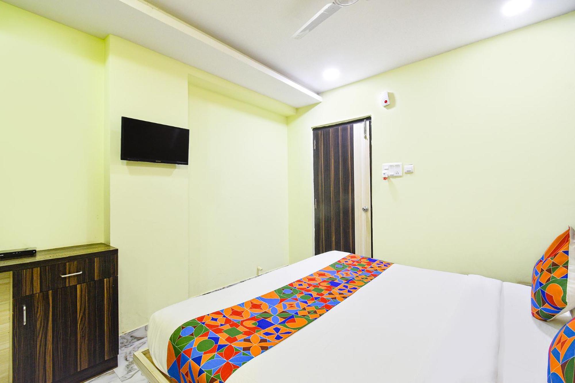 Fabhotel Galaxy Parkfabhotel Galaxy Park, Nr To Rajiv Gandhi International Airport-Hyderabad Shamshabad Esterno foto