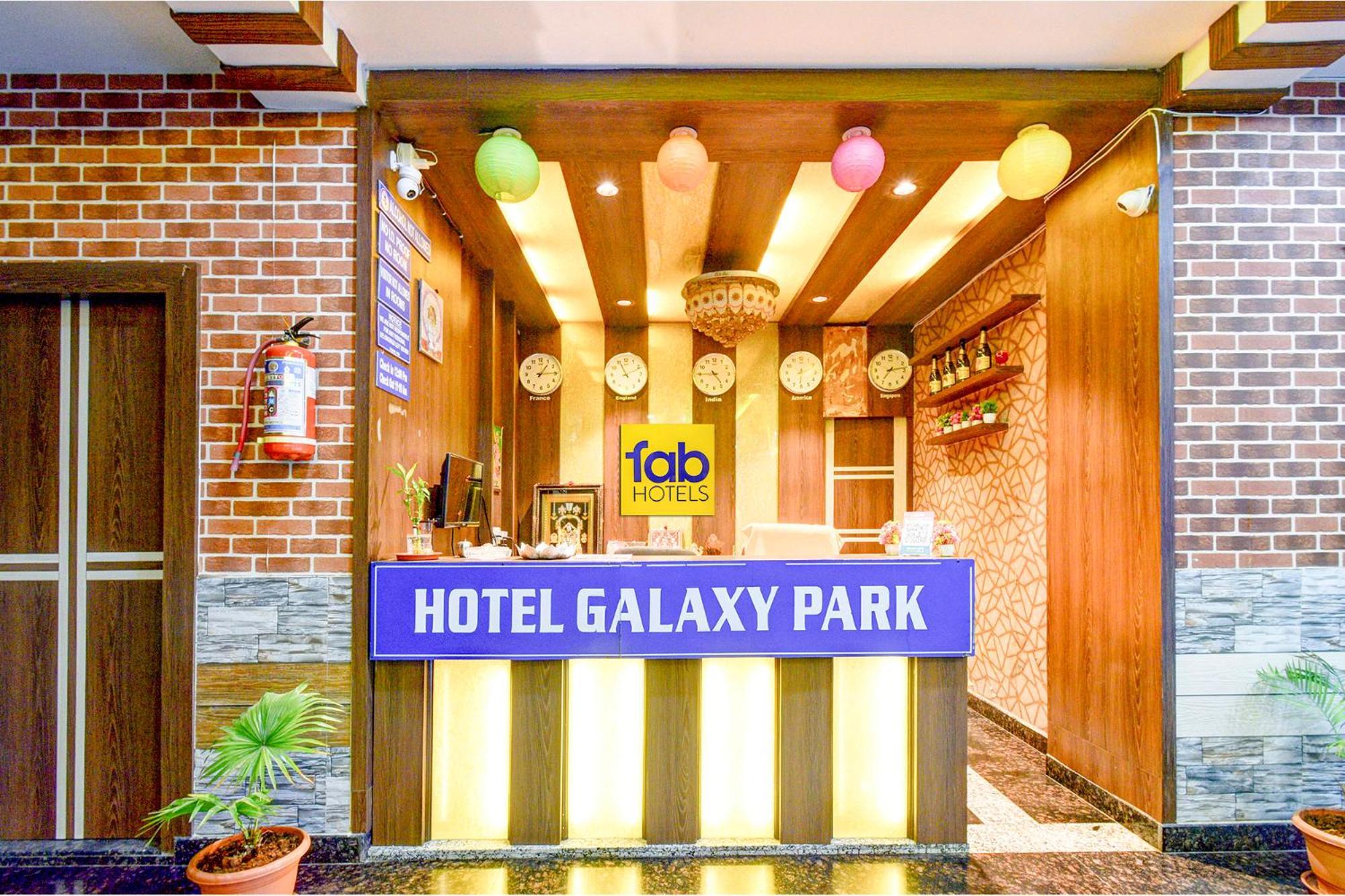 Fabhotel Galaxy Parkfabhotel Galaxy Park, Nr To Rajiv Gandhi International Airport-Hyderabad Shamshabad Esterno foto