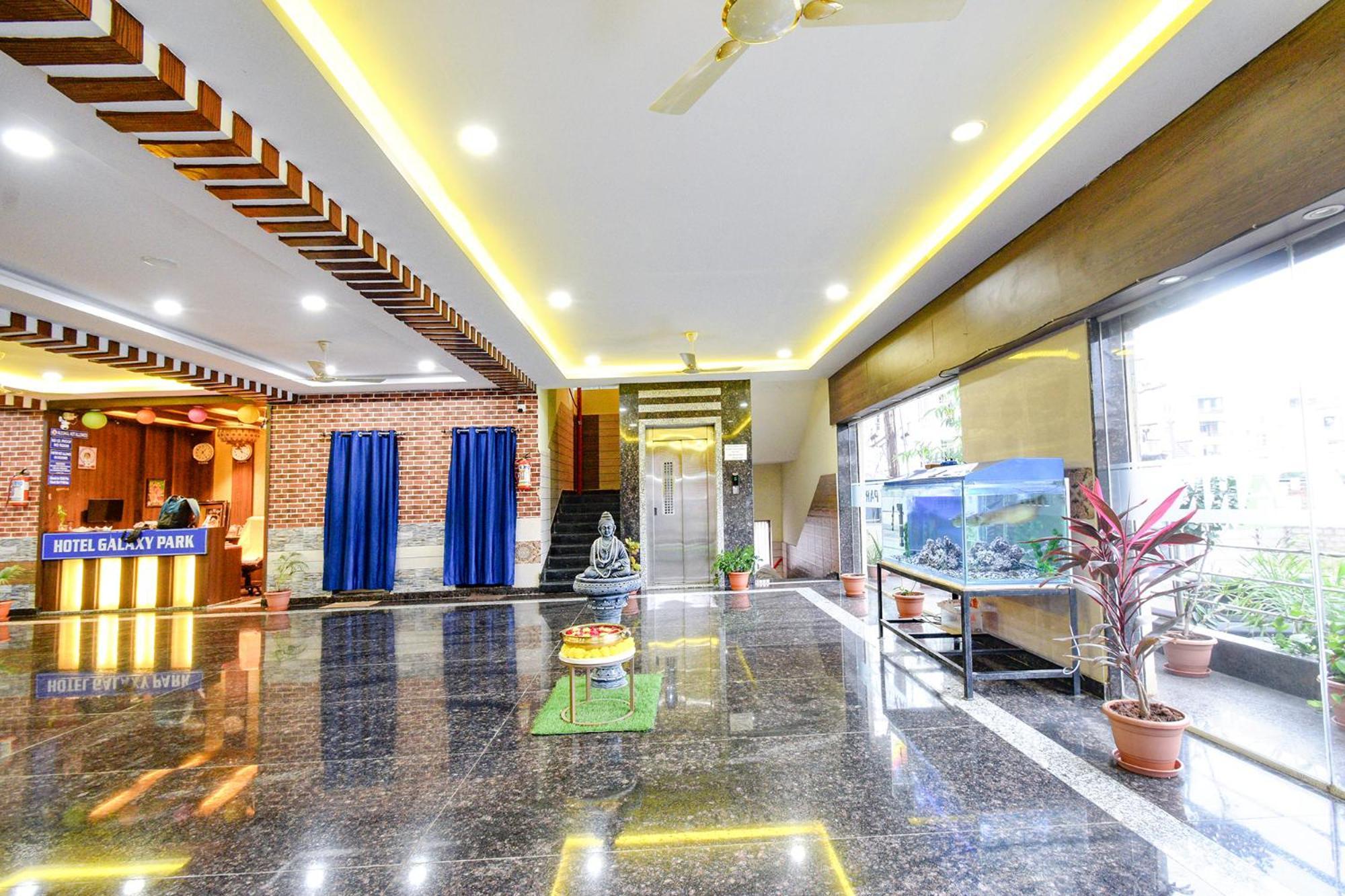 Fabhotel Galaxy Parkfabhotel Galaxy Park, Nr To Rajiv Gandhi International Airport-Hyderabad Shamshabad Esterno foto