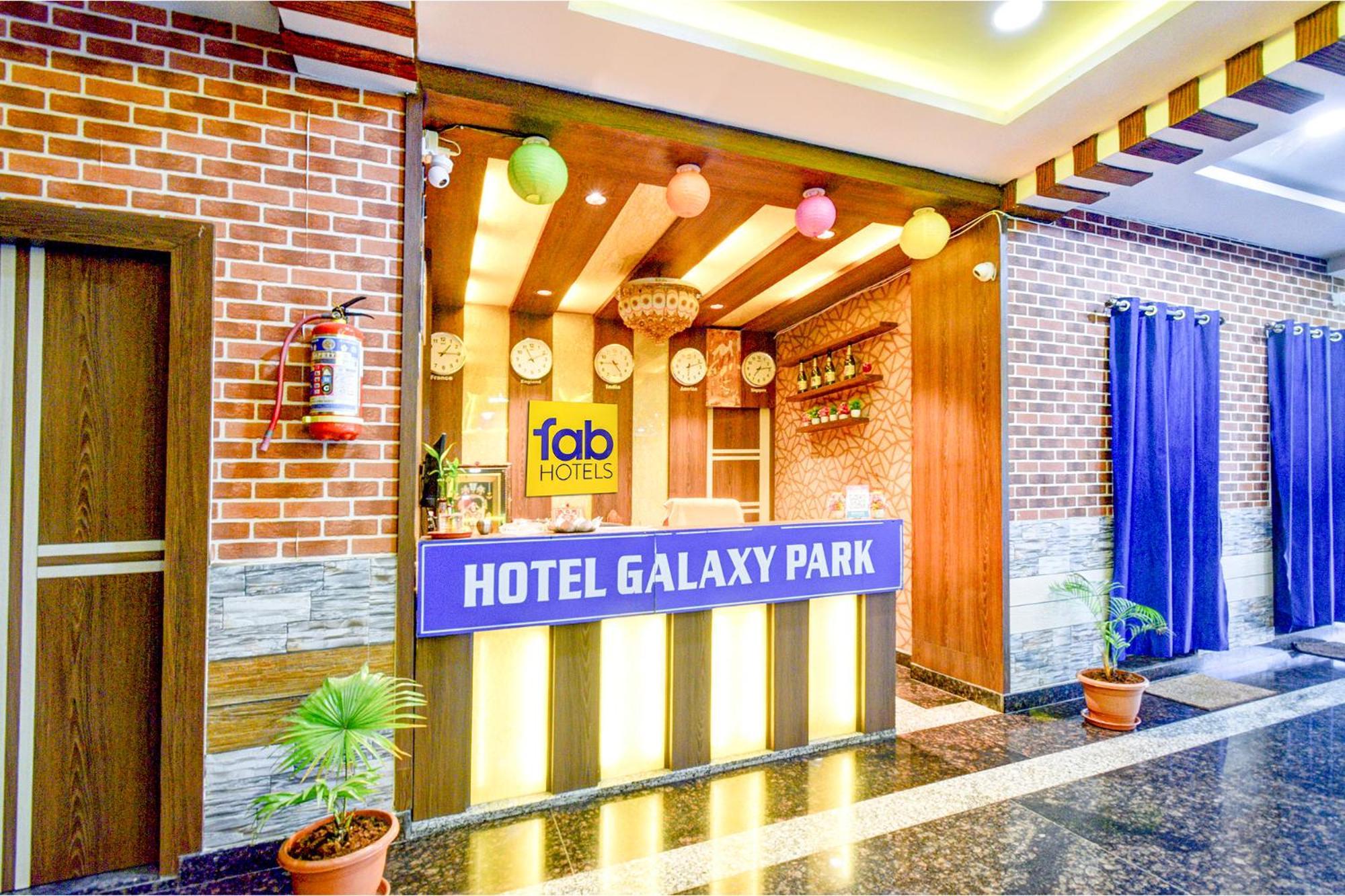 Fabhotel Galaxy Parkfabhotel Galaxy Park, Nr To Rajiv Gandhi International Airport-Hyderabad Shamshabad Esterno foto